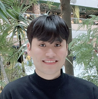 Yoon Ze _edited_edited.jpg